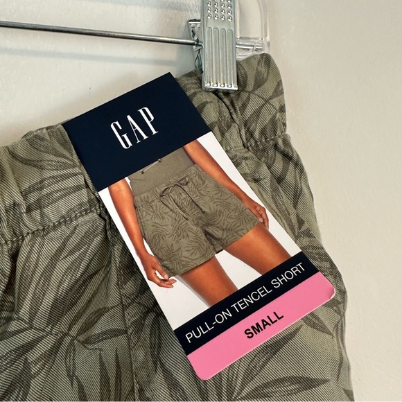 NWT GAP Women's Lyocell Drawstring Pull-On Tencel Shorts Olive Jungle Vines Sm - Picture 4 of 6